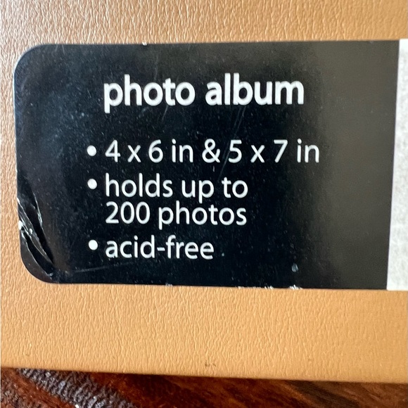 Destinations Photo Album 4"x6" & 5"x7" holds up to 200 photos - Picture 10 of 11